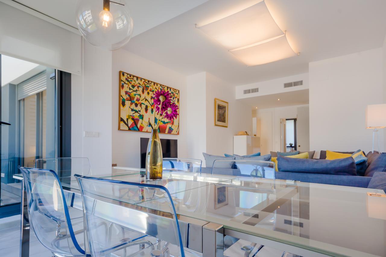 Apartamentos Bahia Blanca 엘푸에르토데산타마리아 외부 사진